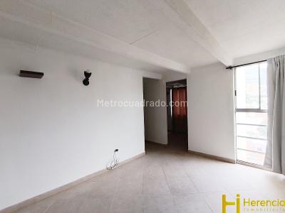 Apartamento de 2 alcobas en venta en Prado, Medellín, 52 m² · foto 6 de 20