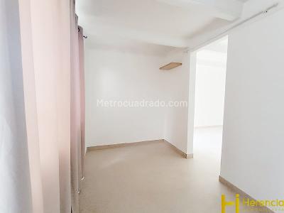 Apartamento de 2 alcobas en venta en Prado, Medellín, 52 m² · foto 7 de 20