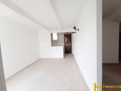 Apartamento de 2 alcobas en venta en Prado, Medellín, 52 m² · foto 12 de 20