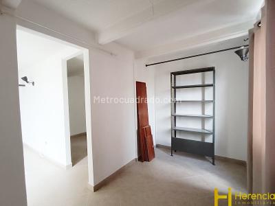 Apartamento de 2 alcobas en venta en Prado, Medellín, 52 m² · foto 13 de 20
