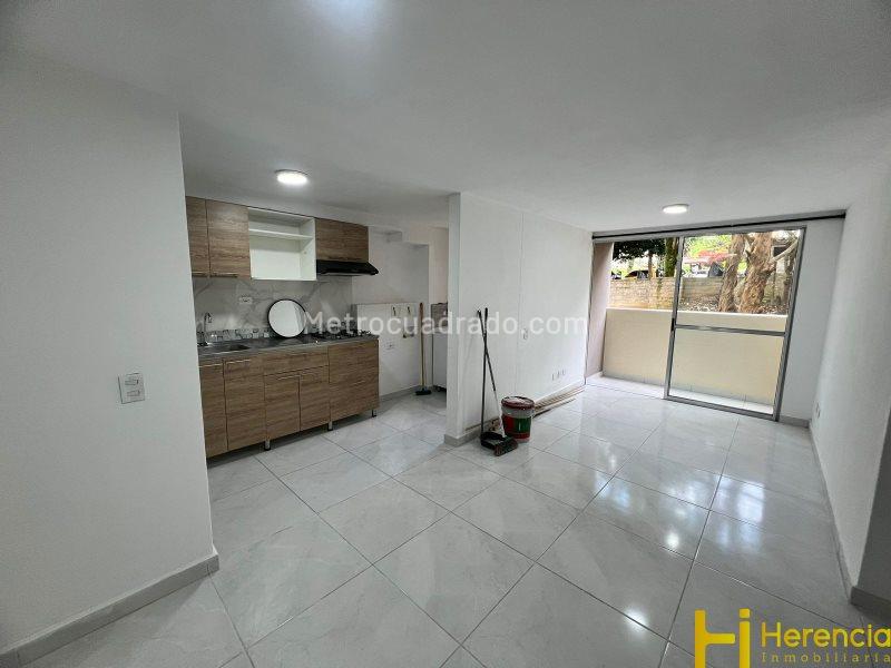 Apartamento en arriendo en Machado, Copacabana (2 hab) - 2