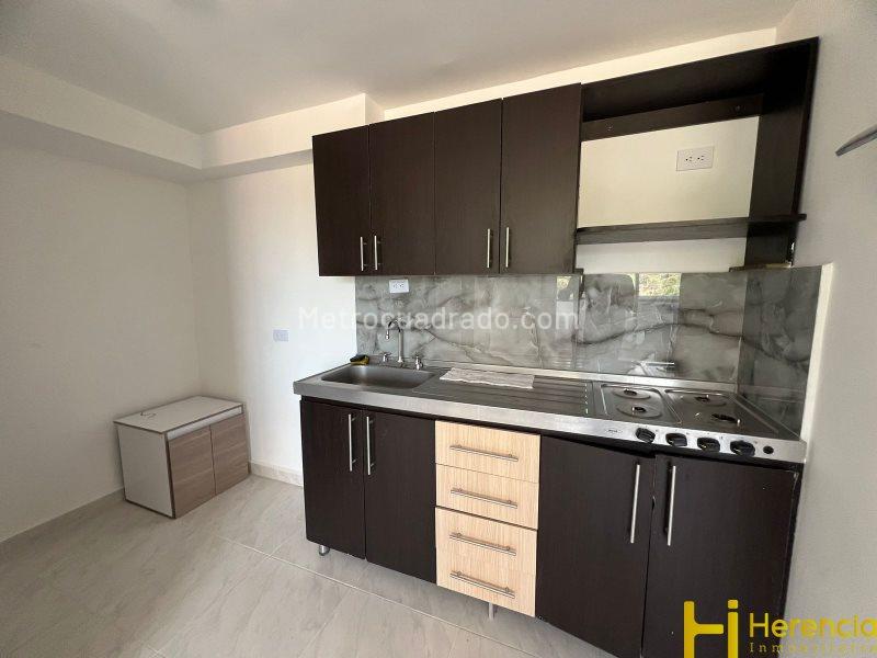 Apartamento en arriendo de 3 habitaciones en Machado, Copacabana - 2