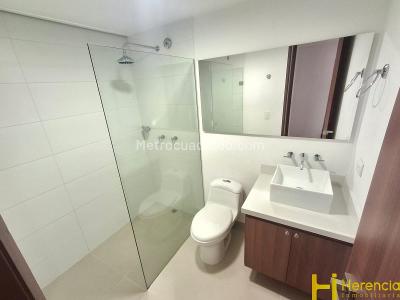 Apartamento de 2 alcobas en arriendo en Loma De Las Brujas, Envigado, 87 m² · foto 9 de 16