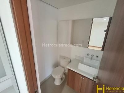 Apartamento de 2 alcobas en arriendo en Loma De Las Brujas, Envigado, 87 m² · foto 13 de 16