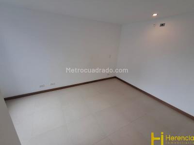Apartamento de 2 alcobas en arriendo en Loma De Las Brujas, Envigado, 87 m² · foto 15 de 16
