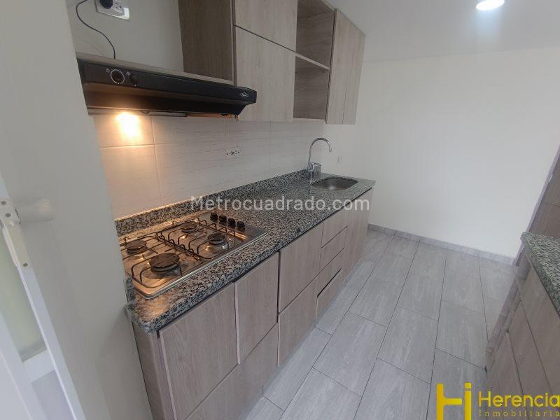3BR Apartment for Rent in Machado (68 m²) - 3