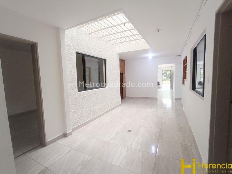 Casa de 4 Alcobas Comercial o Residencial en Belén