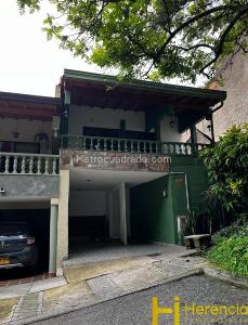 Casa de 4 alcobas en venta en Cabañitas, Bello, 220 m² · foto 7 de 7