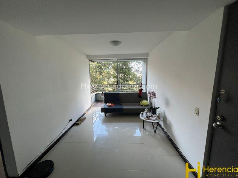 Cozy 2BR Apartment in Belen - 5