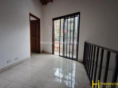 Casa de 3 alcobas en venta en Buenos Aires, Medellín, 220 m² · foto 5 de 20