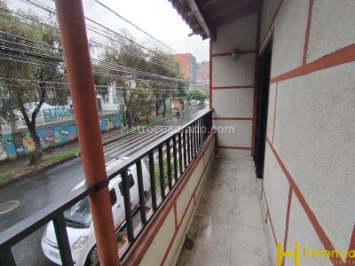 Casa de 3 alcobas en venta en Buenos Aires, Medellín, 220 m² · foto 9 de 20