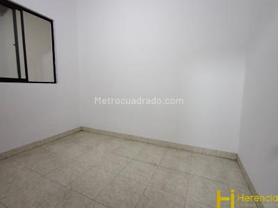 Casa de 3 alcobas en venta en Buenos Aires, Medellín, 220 m² · foto 18 de 20