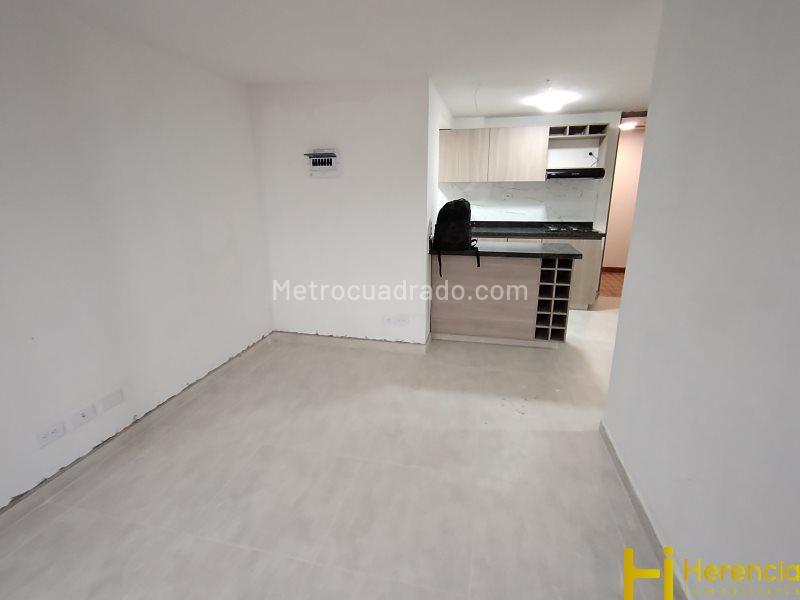 Apartamento en arriendo con 3 habitaciones en Machado - 7