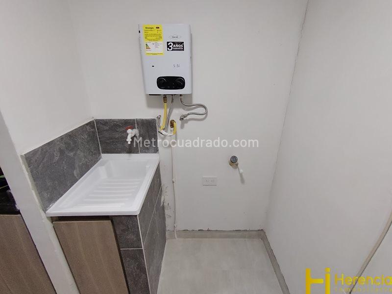 Apartamento en arriendo con 3 habitaciones en Machado - 8