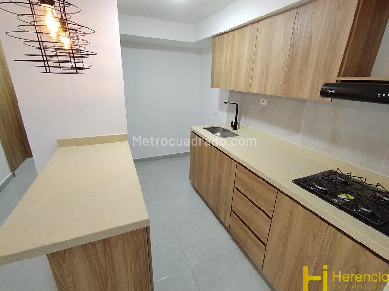Apartamento en arriendo con 3 habitaciones en Machado - 6