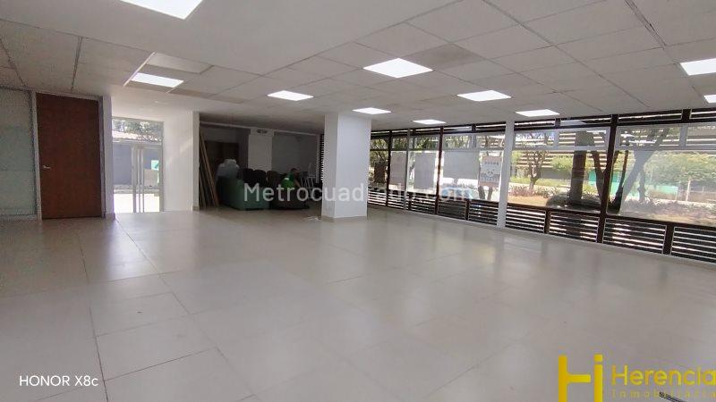 Local Comercial en Arriendo, El Portal, Envigado - Vista 3