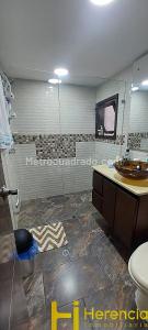 Casa de 4 alcobas en venta en Altos Del Poblado, Medellín, 400 m² · foto 12 de 18