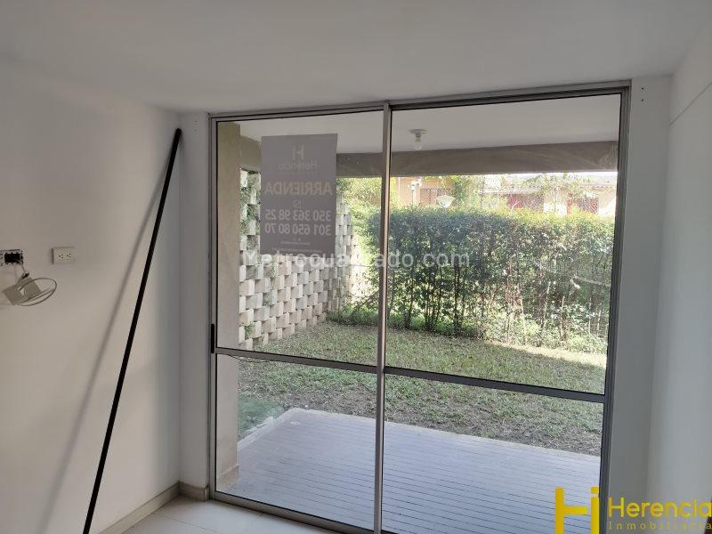 Apartamento de 3 Habitaciones en Unidad Cerrada cerca al Parque de las Chimeneas - 4