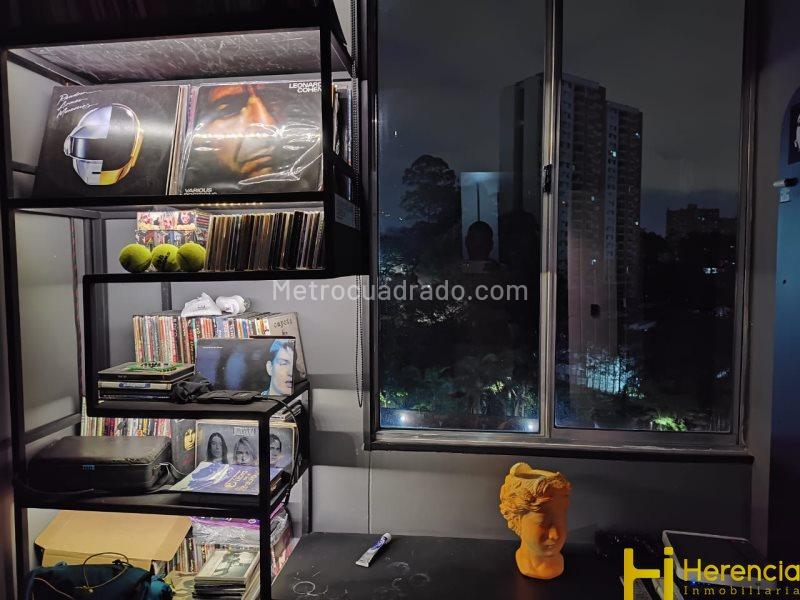 2BR Apartment for Rent in La Loma de los Bernal with Parking - 9