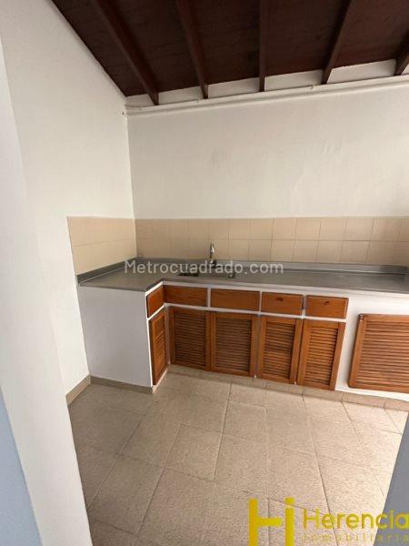 Hermoso Apartamento de 2 Alcobas en Suramericana - 8