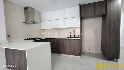 Apartamento de 2 alcobas en arriendo en Laureles, Medellín, 89 m² · foto 3 de 18