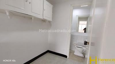 Apartamento en venta en Laureles, Medellín · foto 7 de 14