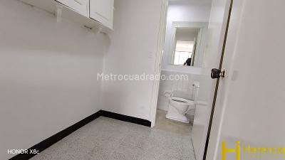 Apartamento en venta en Laureles, Medellín · foto 9 de 14