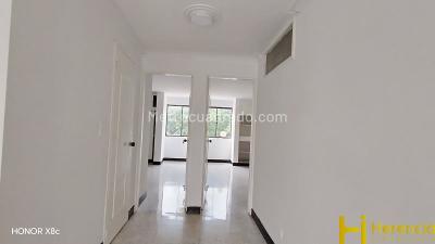 Apartamento en venta en Laureles, Medellín · foto 10 de 14