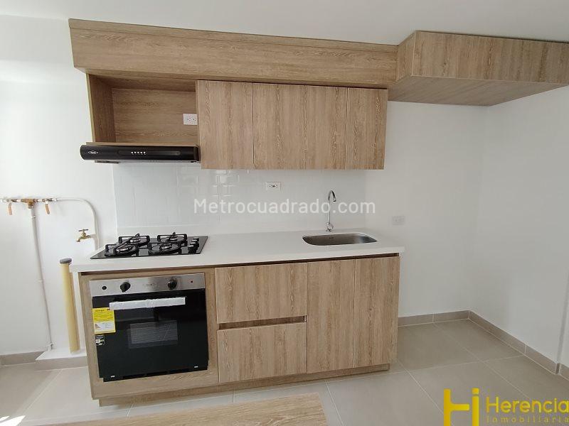 2BR Apartment for Rent in Machado, Copacabana