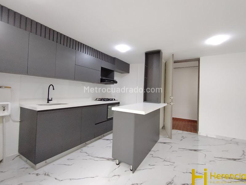 Apartamento en arriendo de 2 alcobas en Machado, Copacabana - 2