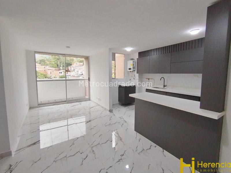 Apartamento en arriendo de 2 alcobas en Machado, Copacabana - 4