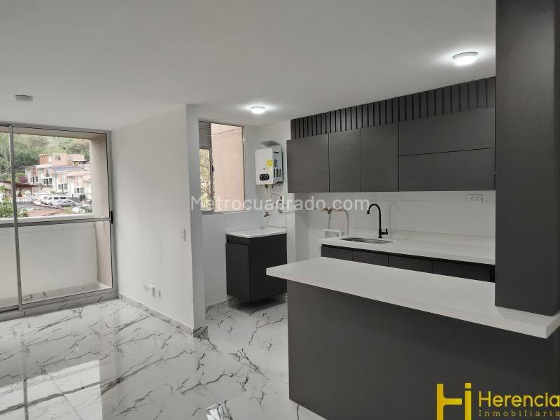 Apartamento en arriendo de 2 alcobas en Machado, Copacabana - 8