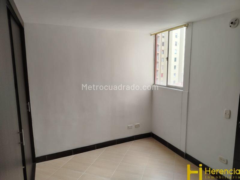 Apartamento de 3 Alcobas en Conjunto Cerrado con Piscina en Belén - 9