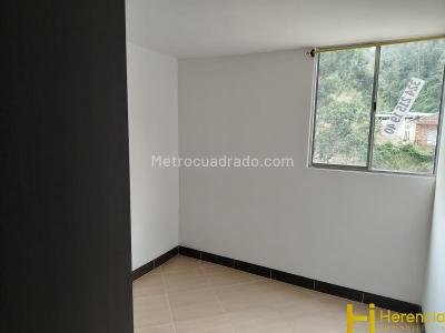 Apartamento de 3 alcobas en arriendo en Belen, Medellín, 58 m² · foto 10 de 20