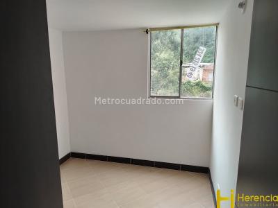 Apartamento de 3 alcobas en arriendo en Belen, Medellín, 58 m² · foto 12 de 20
