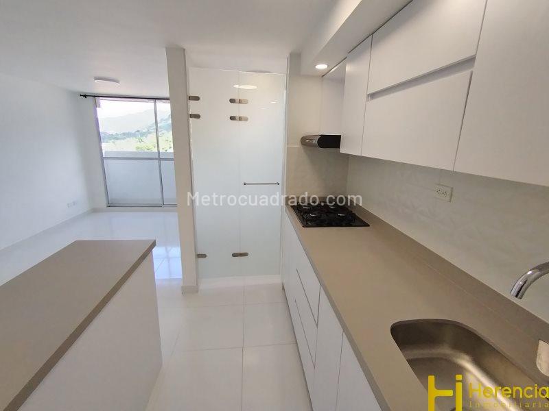 Apartamento en arriendo de 2 alcobas en Machado, Copacabana - 5