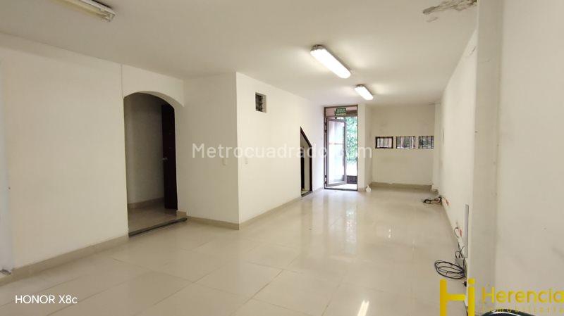 Local y Oficina en Belén Nogal cerca a Unicentro - 4