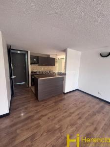 Apartamento de 3 alcobas en venta en Los Colegios, Rionegro, 72 m² · foto 2 de 8