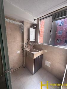 Apartamento de 3 alcobas en venta en Los Colegios, Rionegro, 72 m² · foto 7 de 8