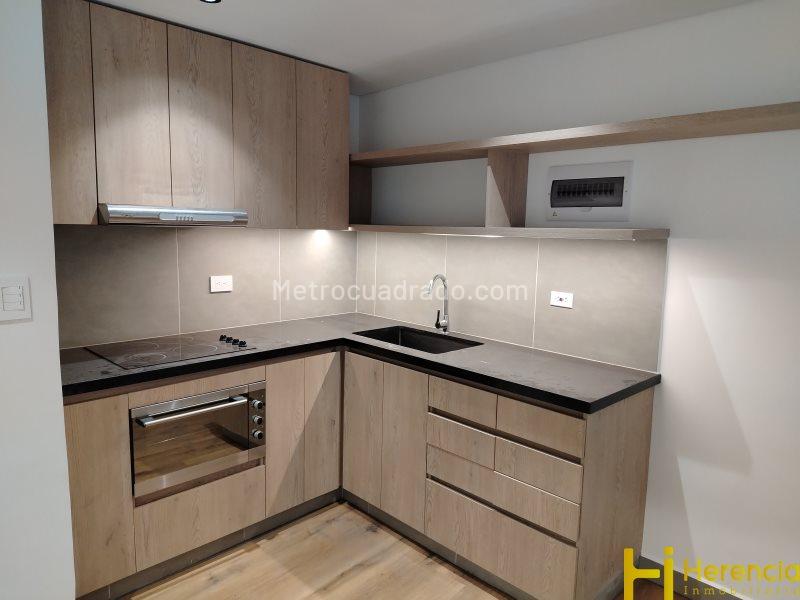 Apartamento de 3 Alcobas en Conquistadores (105 m²) - 2