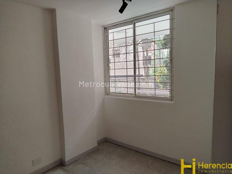 Apartamento de 3 Alcobas en Conquistadores (105 m²) - 7