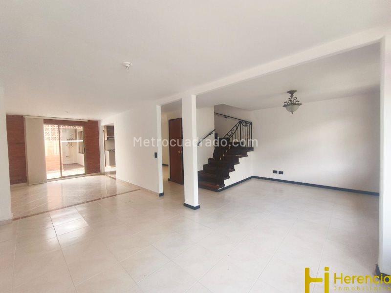 4BR House for Rent in Suramérica (Closed Unit) - 3