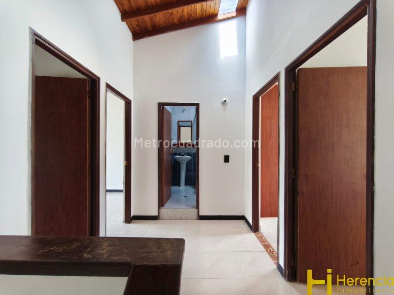 4BR House for Rent in Suramérica (Closed Unit) - 9
