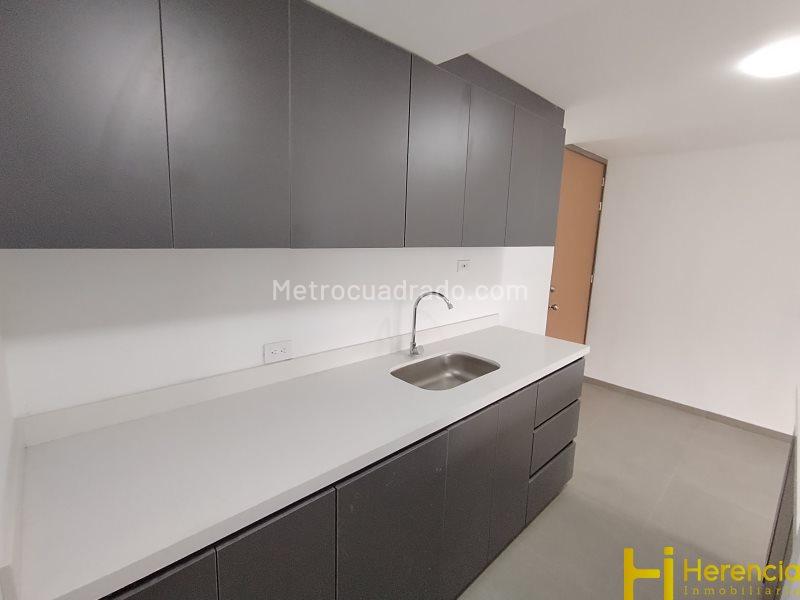 2BR Apartment for Rent in Machado, Copacabana