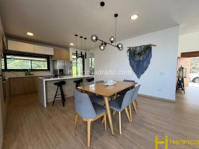 Casa de 4 alcobas en arriendo en Norteamerica, Bello · foto 11 de 20