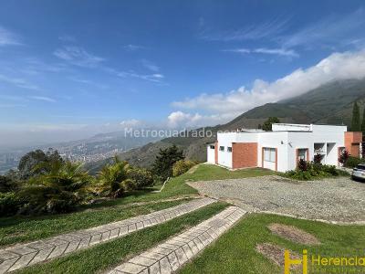 Casa de 4 alcobas en venta en Norteamerica, Bello · foto 6 de 20