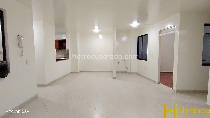 Apartamento en arriendo de 3 habitaciones en San José, Itagüí - 3