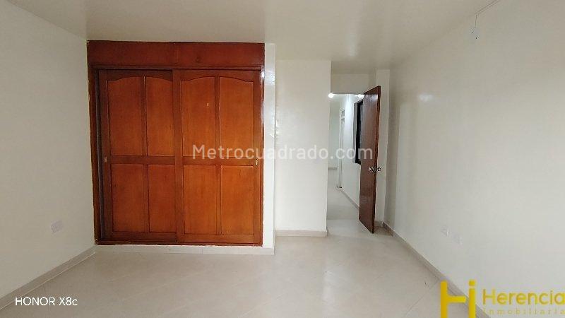Apartamento en arriendo de 3 habitaciones en San José, Itagüí - 6