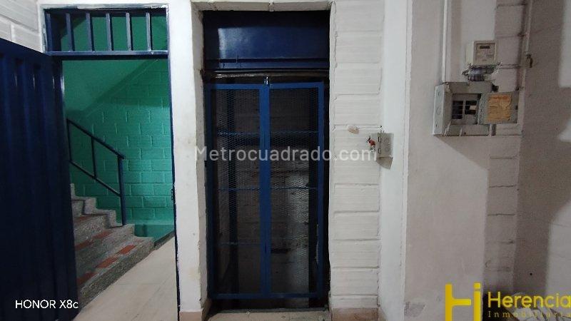 Bodega en Arriendo, Santafe, Medellín - Mehr