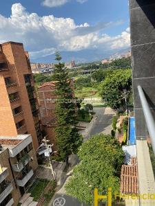 Apartamento de 3 alcobas en arriendo en Conquistadores, Medellín, 115 m² · foto 9 de 18